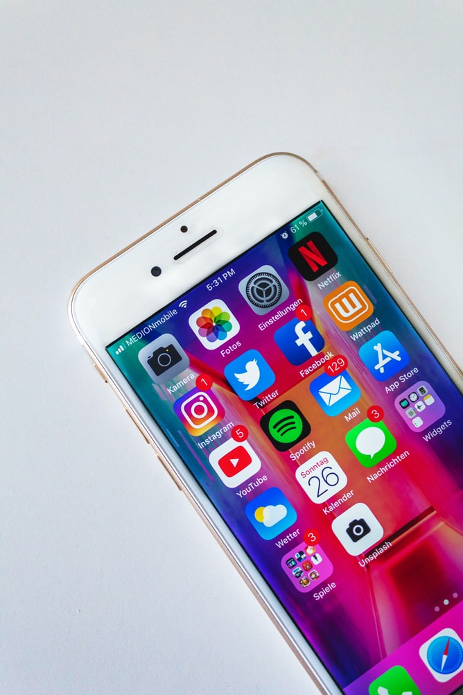 social media use, Social Media platforms, Instagram Singapore